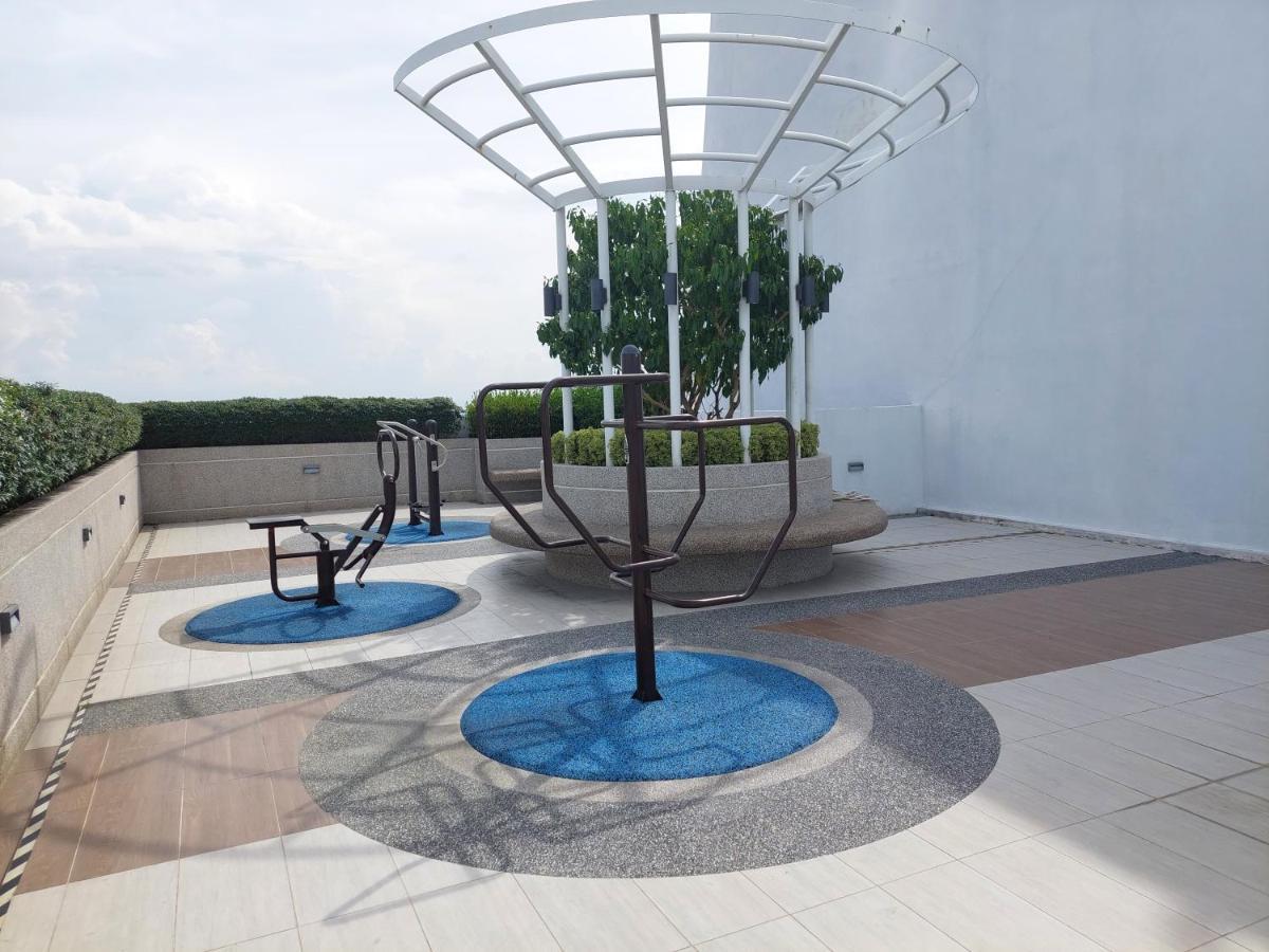 Nusa Luxurious Suite Kota Bharu Exterior photo