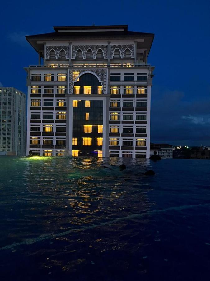 Nusa Luxurious Suite Kota Bharu Exterior photo
