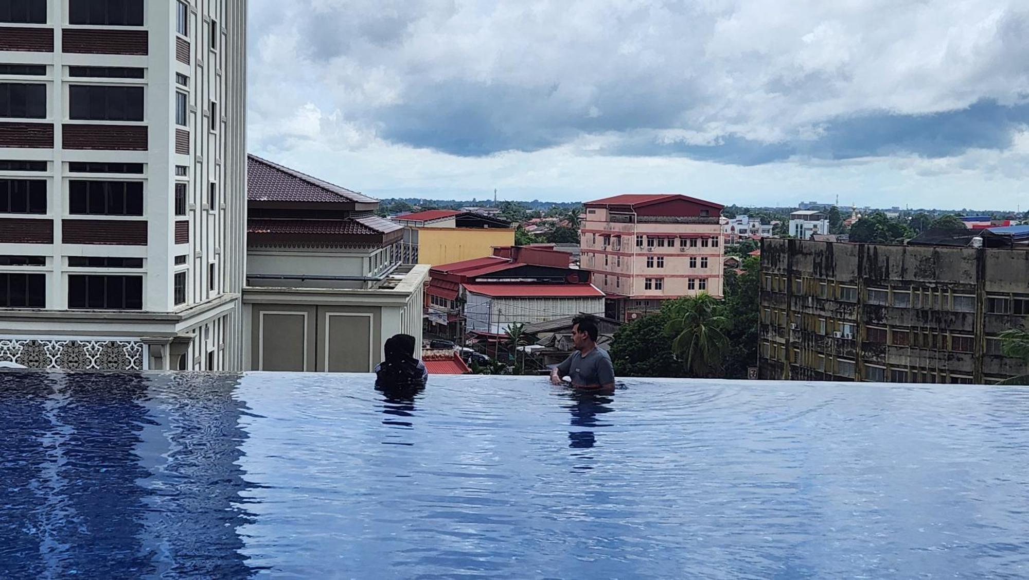 Nusa Luxurious Suite Kota Bharu Exterior photo